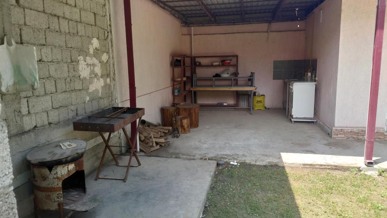 Megi Hostel Fergana Kültér fotó